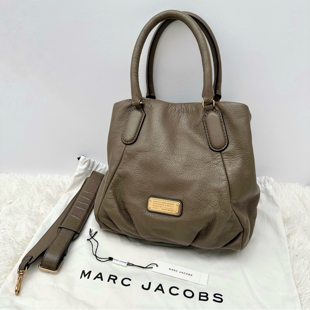 MARC JACOBS Taupe Leather Satchel Shoulder Crossbody Handbag